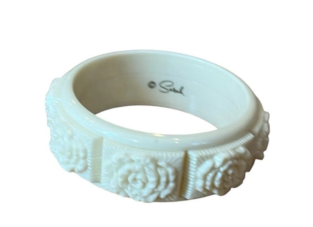 Sarah Coventry Faux Ivory Color Carved Roses Bracelet Bangle 3.5” Wide VTG 3-D